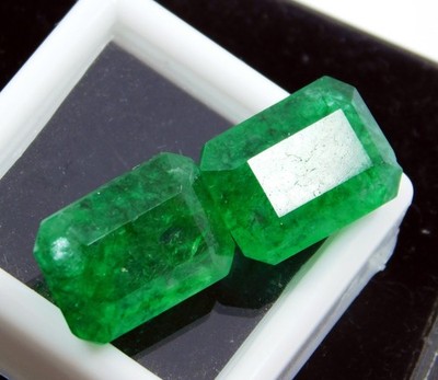 Natural Colombian Green Emerald 18.00 Ct Emerald Cut Certified Loose Gems Pair