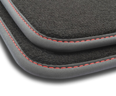 TO28-2 Autoteppiche Velour Premium Satz  Mattes Rot für Toyota Yaris Cross ab 20