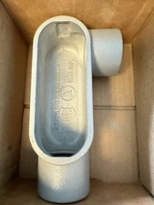 1 NEW KILLARK LL47 MALLEABLE IRON CONDUIT BODY 1.25 INCH HUBS TYPE LL