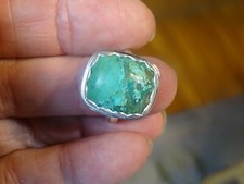 BEAUTIFUL HANDMADE SOLID STERLING SILVER CHRYSOCOLLA RING. SIZE 8 ..17.0 X 16.2