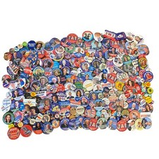 300 different Political Presidential  hopefuls candidates Button Dealer Lot