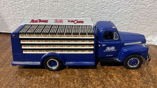 First Gear PEPSI Cola 51 Ford F-6 Bottler's Truck in blue 1993