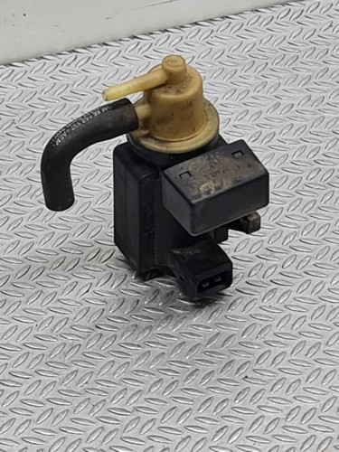 Opel Astra J 2012 Diesel 121kW Turbolader Druckwandler Magnetventil 70142003