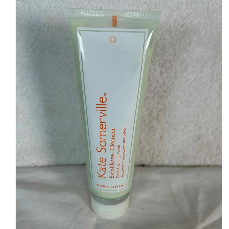 Kate Somerville ExfoliKate Cleanser Daily Foaming Wash + 2 Minute Facial - Image 2 of 4