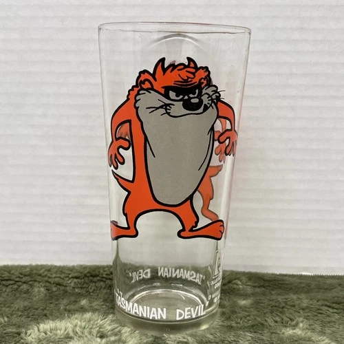 Vintage 1973 Tasmanian Devil Looney Tunes Federal Glass w/ White Letters, Pepsi