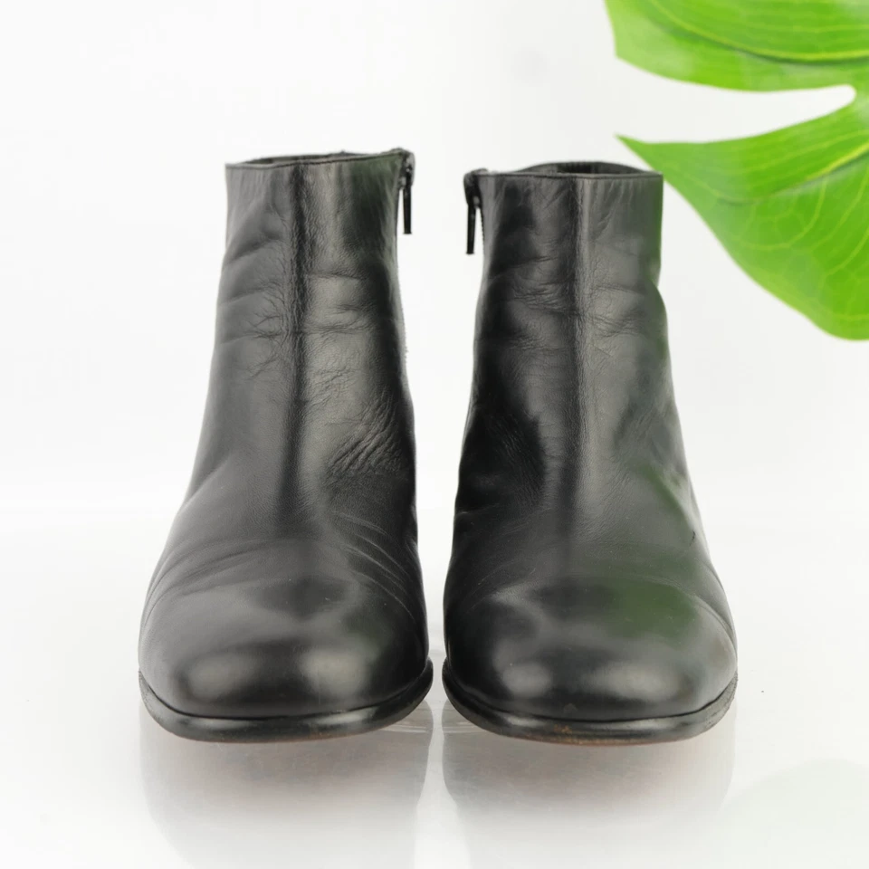 VTG Cole Haan Womens Boots Size 10 Black Leather Low Block Heel Bootie Round Toe - Image 3 of 4