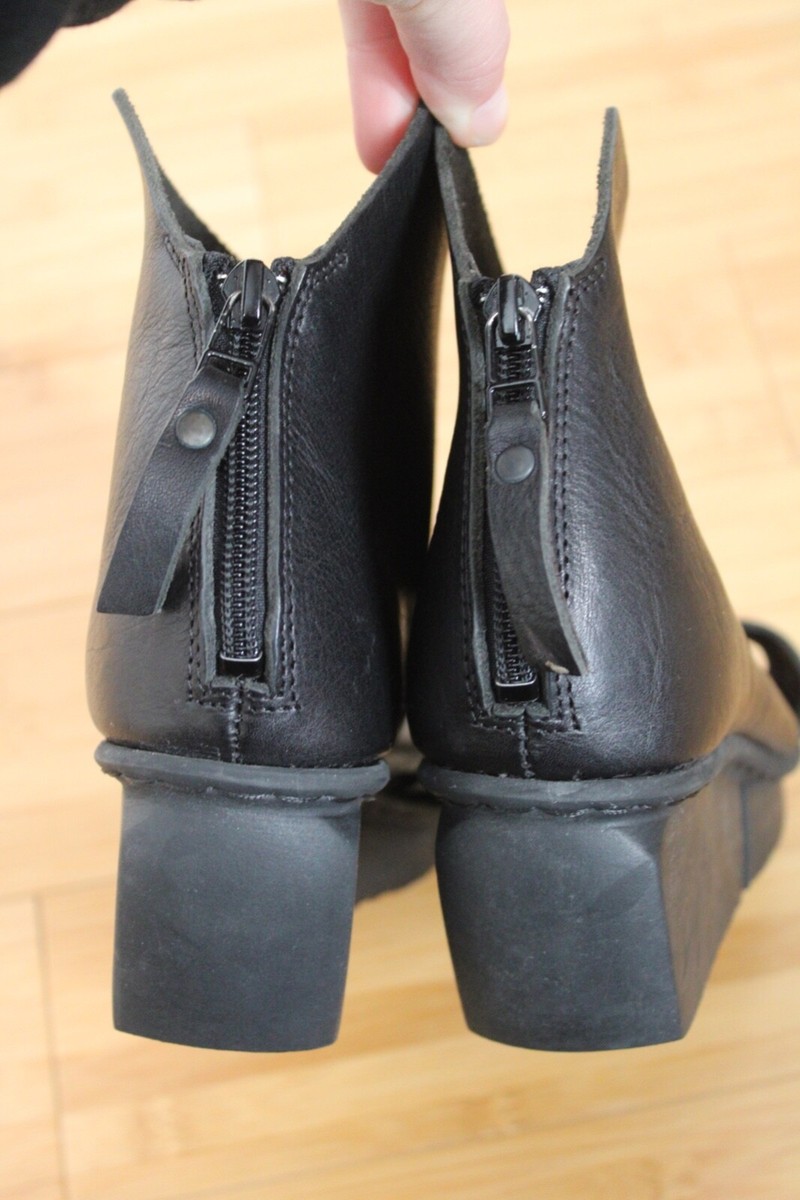 Trippen 39 8.5 9 Black Leather Block Wedge Open-Toe Booties