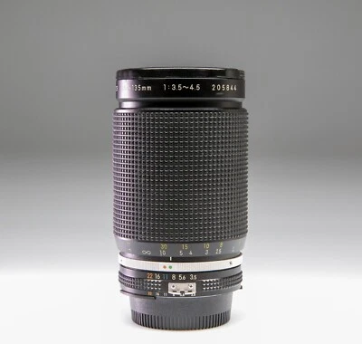 NIKON Zoom NIKKOR 35-135/3,3-4,5 AI S - Photo 1/4