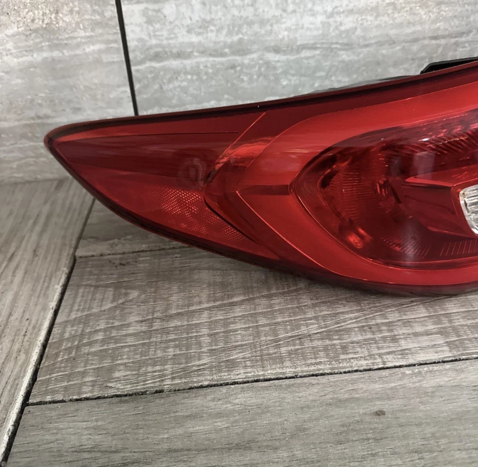 🥇 GENUINA 2015 2016 2017 HYUNDAI SONATA LUZ TRASERA IZQUIERDA LADO CONDUCTOR OEM Foto 2 de 4