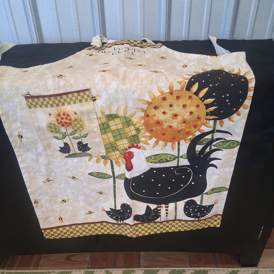 Delantal para hornear Kay Dee Designs Farmhouse con estampado de pollo de gallo de bolsillo 2011 Foto 3 de 4