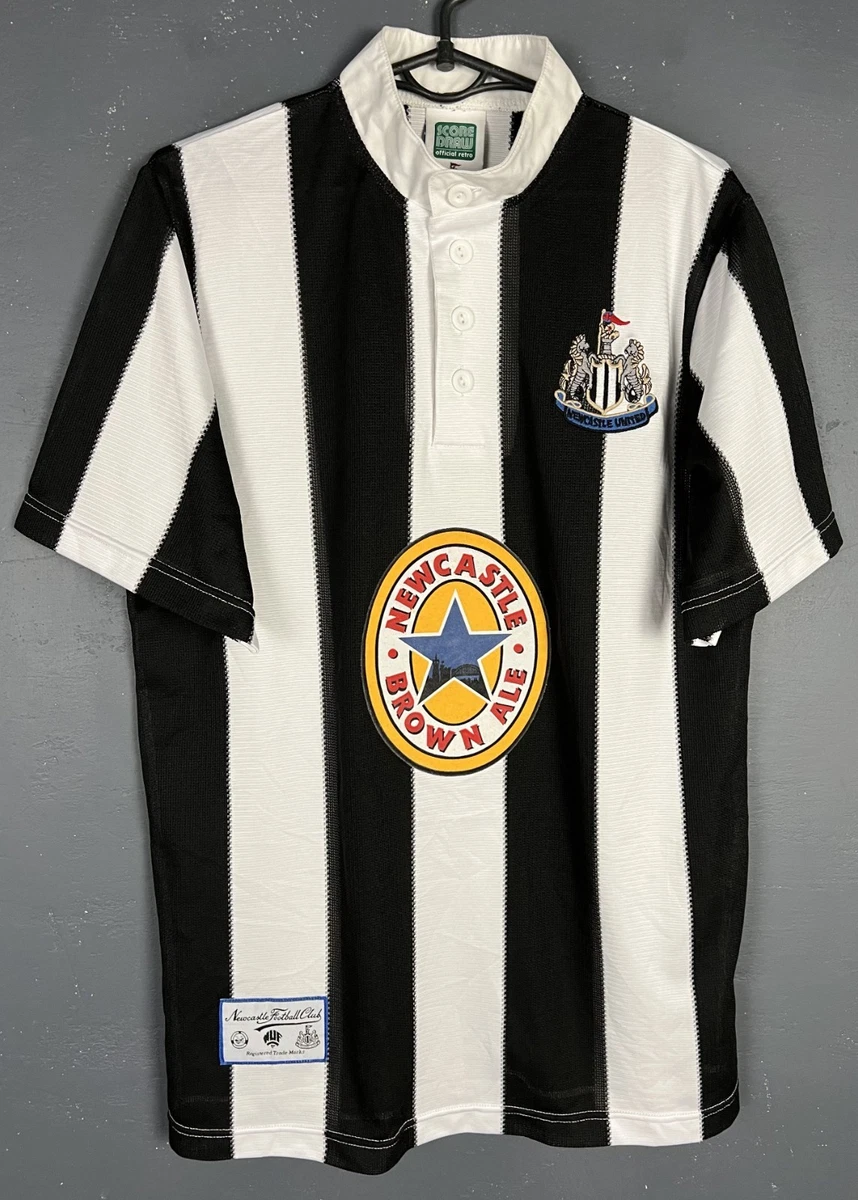 Preços baixos em Black Newcastle United International Club Camisas