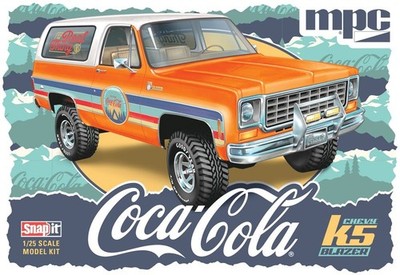 New MPC 1:25 Scale Coca-Cola Chevy K5 Blazer Snap-Together Model Kit 1022