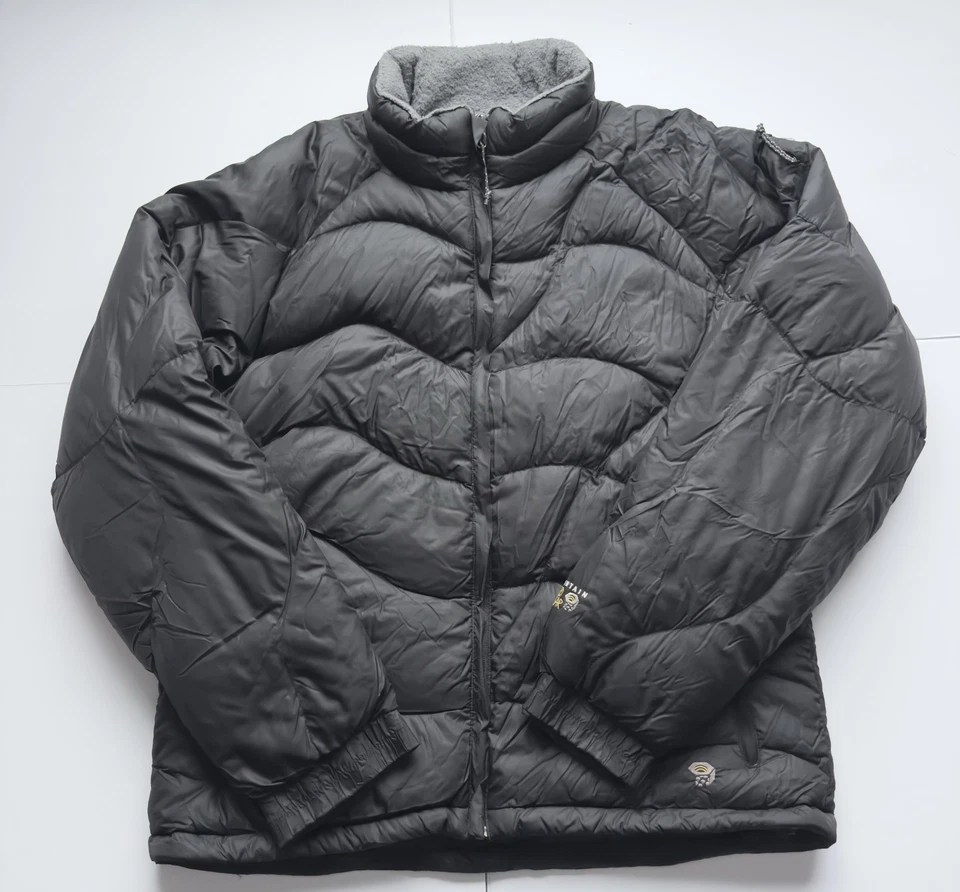 Jaqueta acolchoada Mountain Hardwear feminina ondulada L preta inverno ao ar livre - Imagem 2 de 4