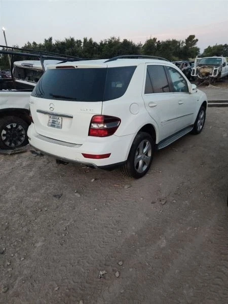 DRIVER WHEEL AIR BAG 1648601802 2010-2011 MERCEDES-BENZ ML350 Foto 2 de 4