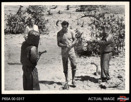 1965 Philadelphia James Bond #12 A Prisoner Of Dr. No 5 - EX - Picture 1 of 3