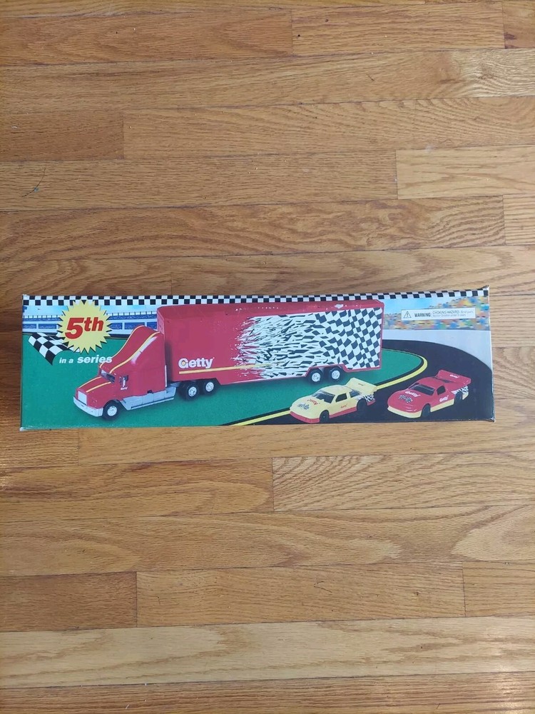 Getty 1998 Multi-Race Car Transporter Truck 5th In Series Collection Holiday NEW