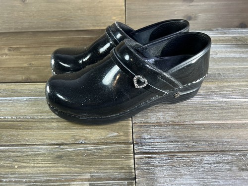 nursing clogs size 8