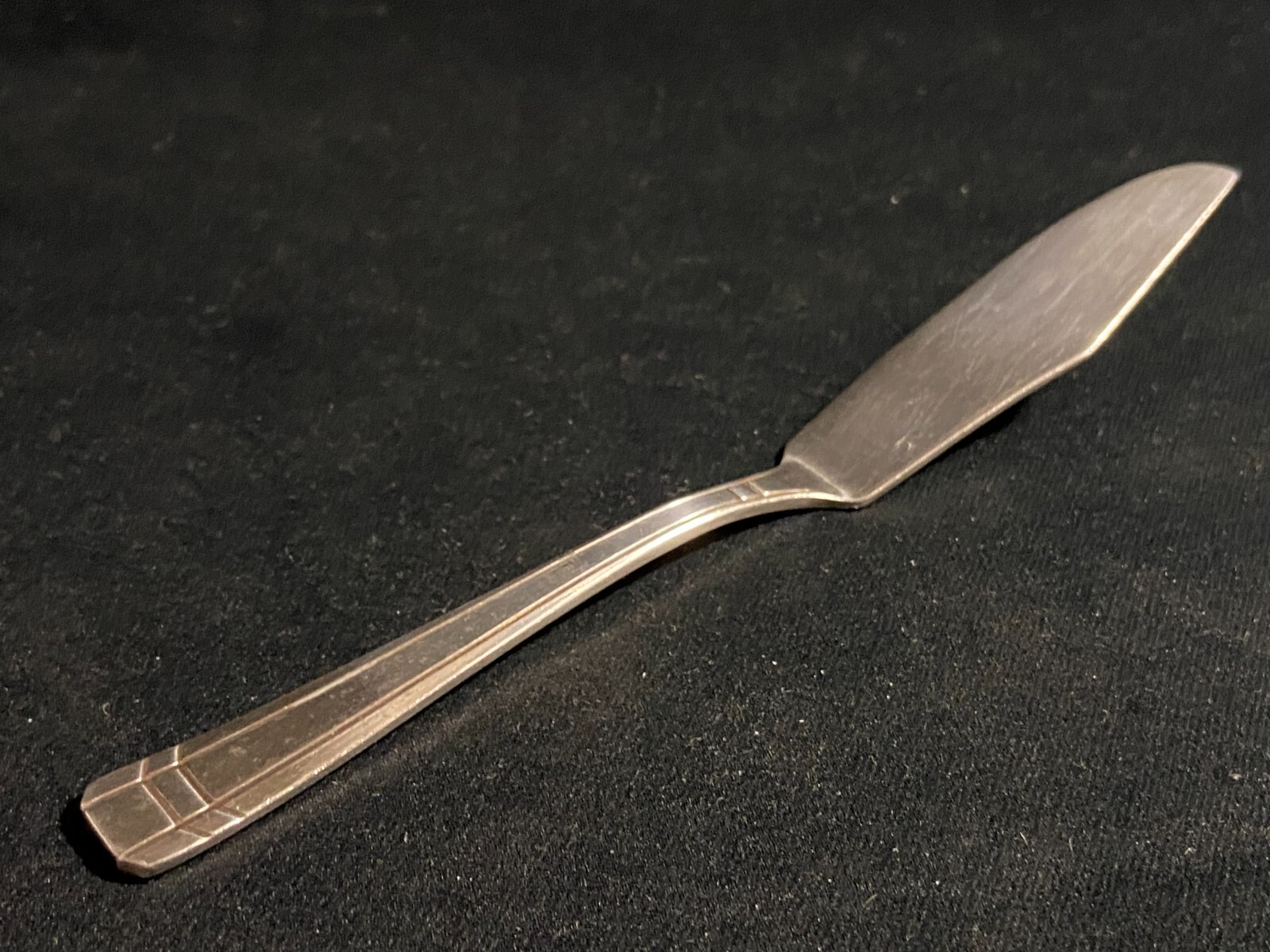 Cuchillo Para Untar De Metal Plateado Diseño 1950