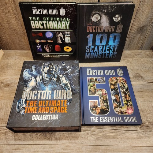 Doctor Who: The Ultimate Time and Space Collection by BBC Hardcover Book Set - Picture 2 of 3