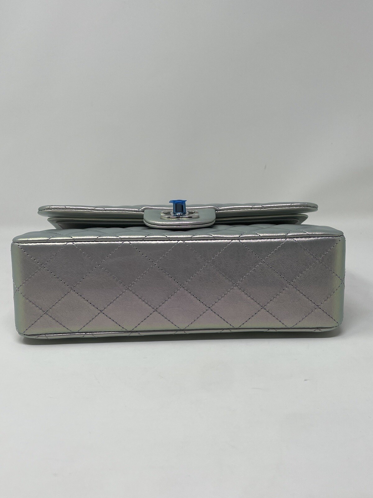 Chanel Classic Double Flap 21K Iridescent Purple Small image 7