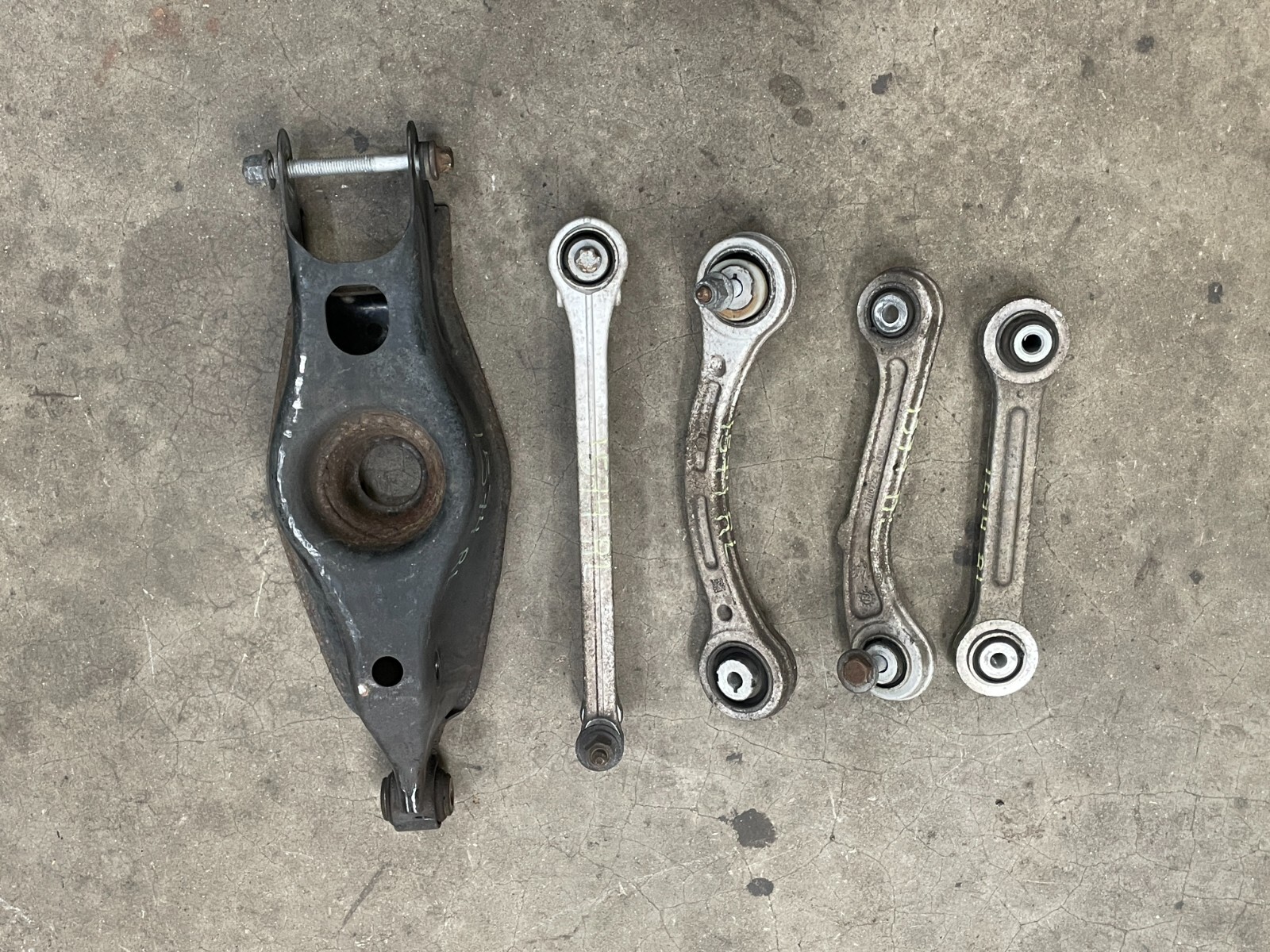 14-17 Maserati Quattroporte GTS Rear Left Upper Lower Control Arm RWD 1574 OEM