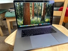 MacBook Pro i7 2.4GHz 15" 512 GB space grey