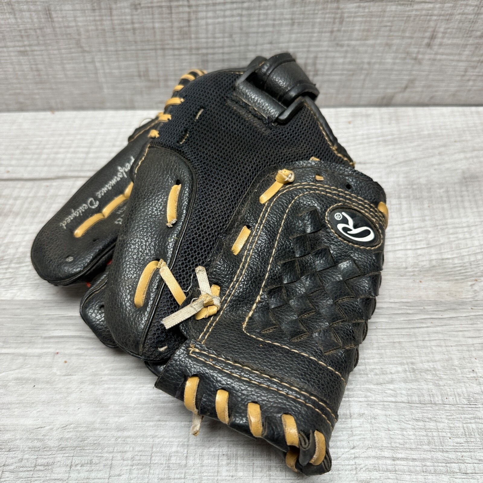 Rawlings Players Series Right Hand Throw Baseball Glove PL11MB 11 inch