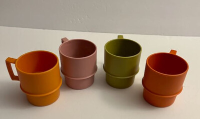 Vtg Set of 4 Tupperware Stackable Coffee Tea Cocoa 8 Oz Multi Mugs Harvest #1312