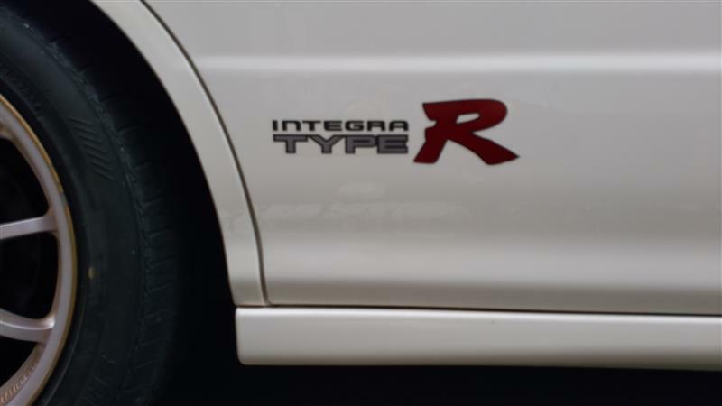 Genuine Honda OEM Right Side Decal Sticker for Integra Type R DC2