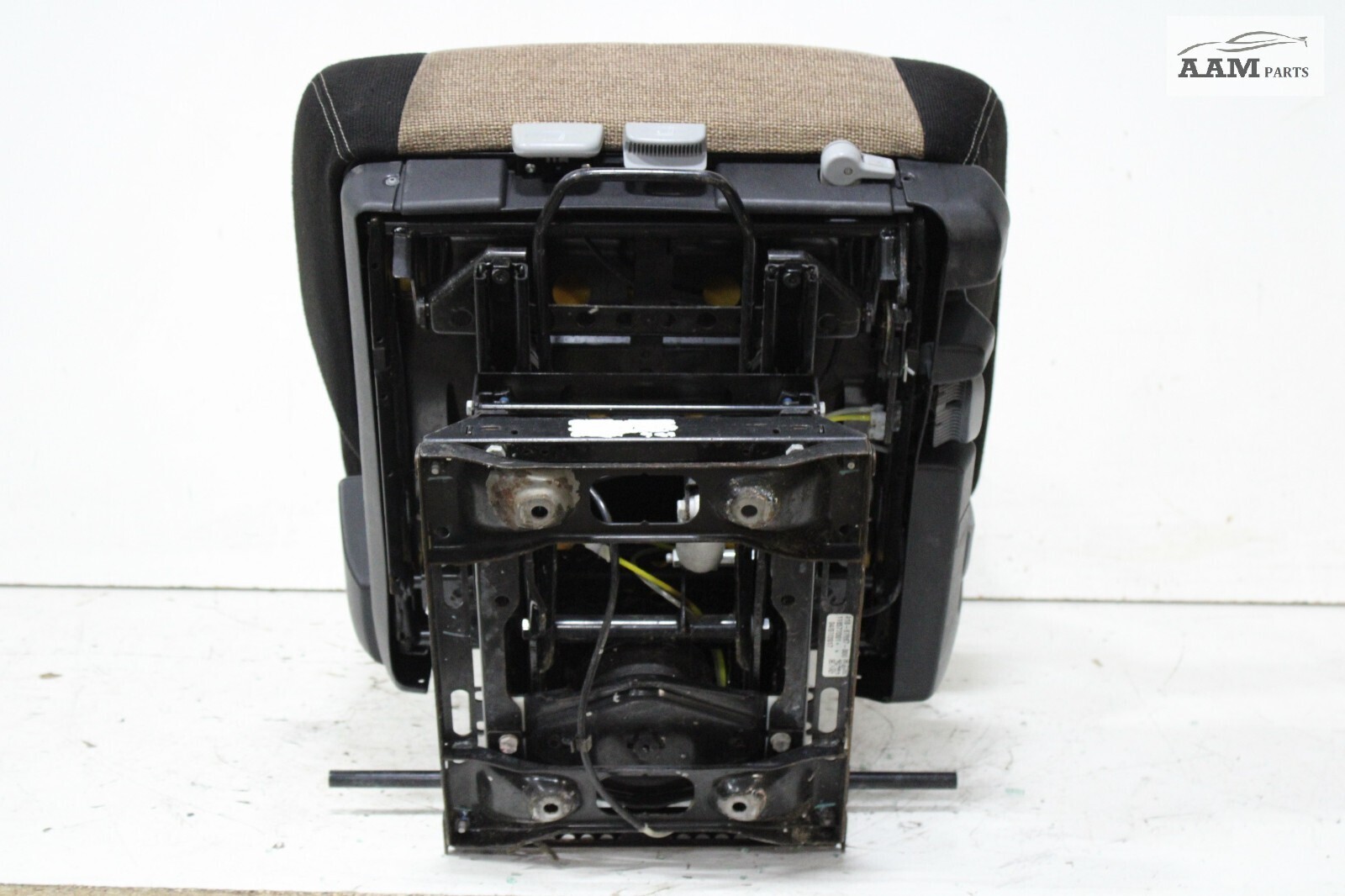 2018-2024 FREIGHTLINER CASCADIA FRONT RIGHT PASSENGER SIDE SEAT CUSHION OEM