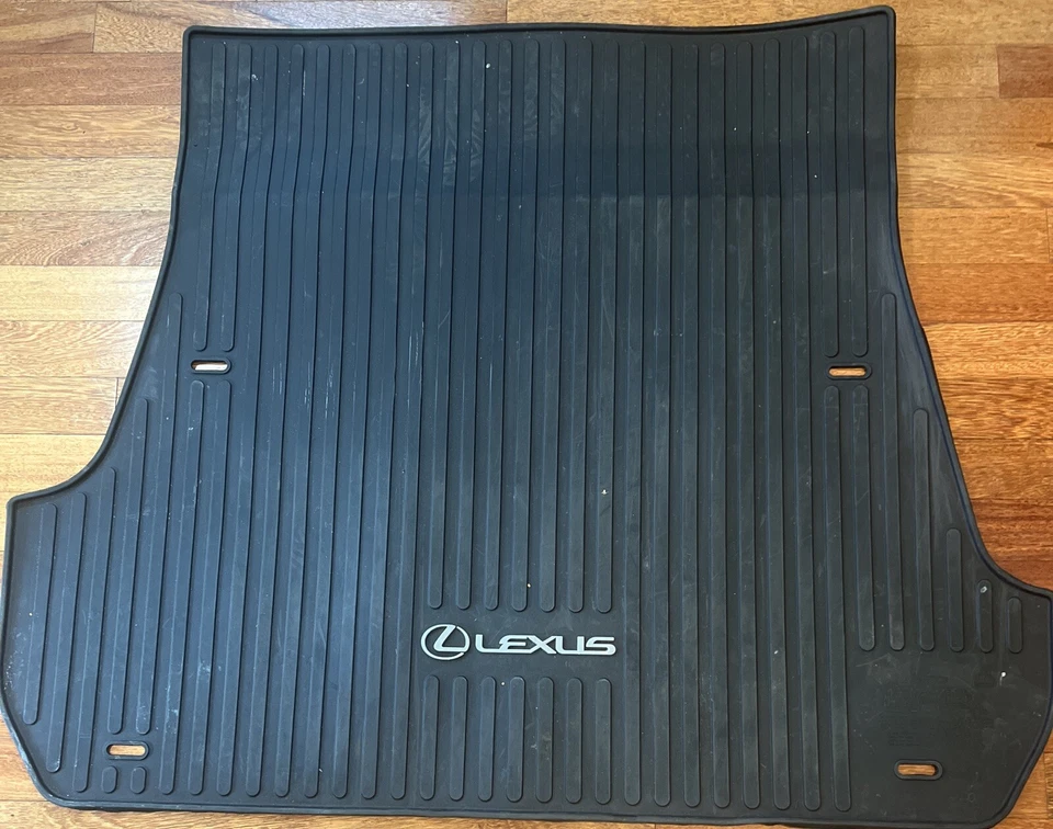 Forros de piso para Lexus Lx 570 Foto 2 de 4