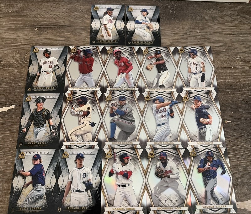 2022 & 2023 Bowman Invicta Lot Of 17 Various Prospects