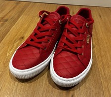 Hübsche GUESS  Sneaker in rot, Größe 39 ,5 (UK 8,5).NEU. Original.