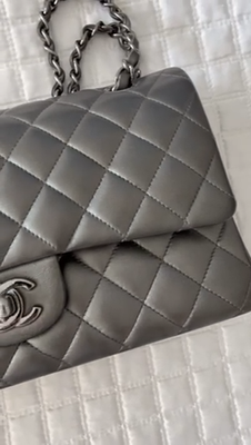 Chanel Authentic Medium Classic Double Flap Silver Caviar Silver