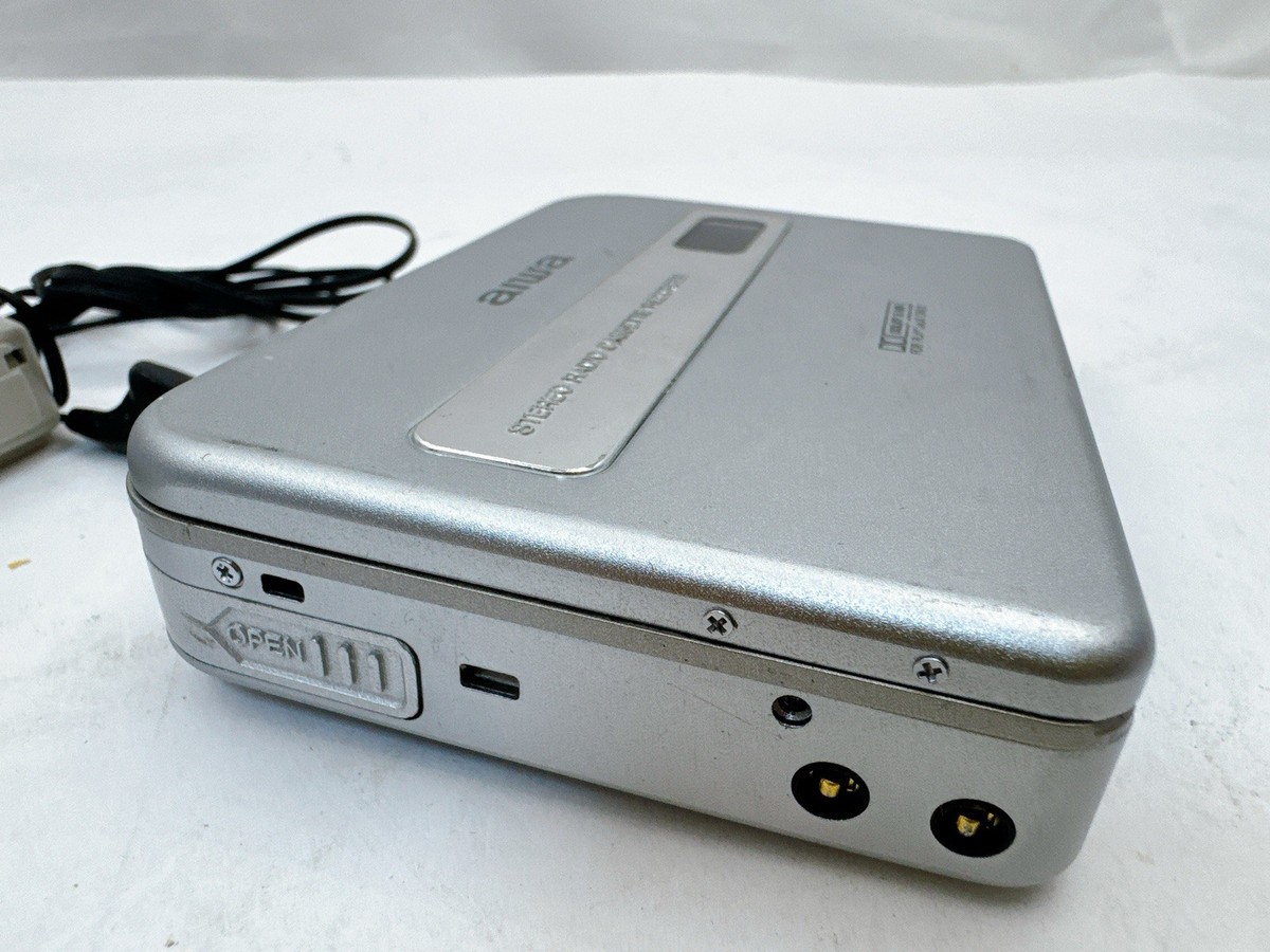 AIWA HS-JX970 Cassette Recorder Radio Vintage Japan AM FM / Needs