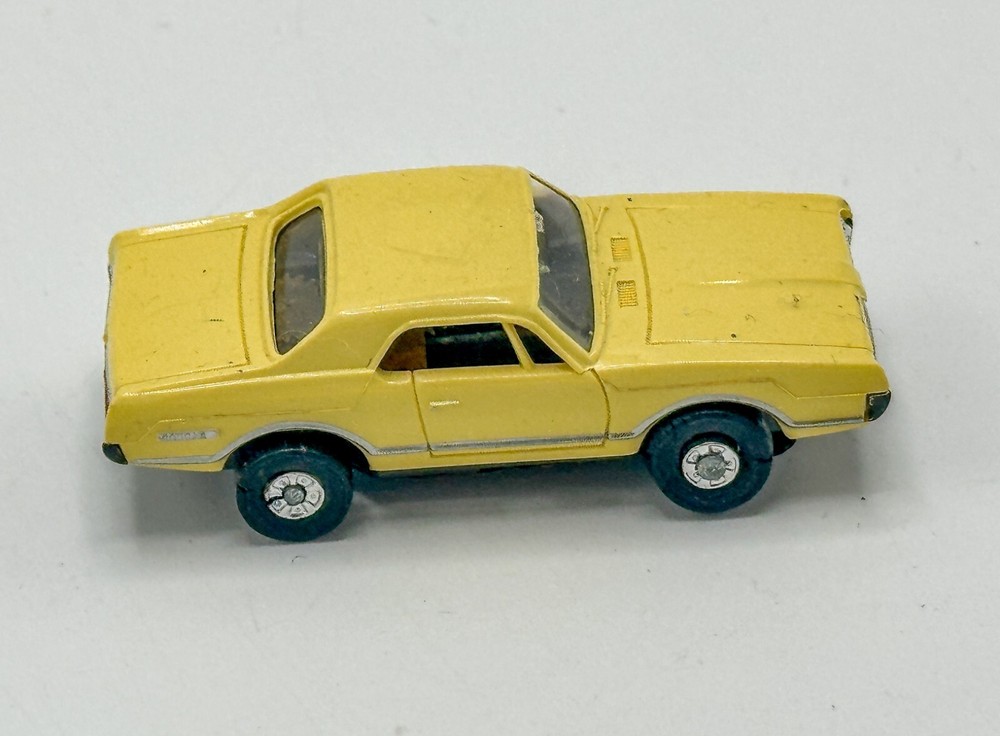 Vintage 1960's Aurora T-Jet #1389 Yellow Mercury Cougar HO Slot Car ~ T578A