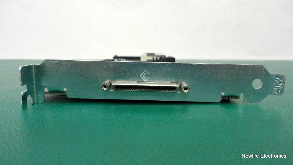 HP 305414-001 Smart Array 641 Ultra320 SCSI PCI-X 64-bit Controller (64MB Cache) - Image 3 of 4