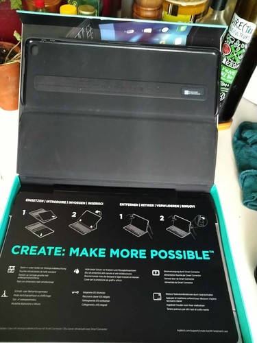 Logitech 12.9 iPad Pro Étui Clavier Create Rétro-éclairé ss Fil ARGENT AZERTY FR - Bild 5 von 8