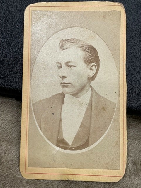 Picture 1 of 2