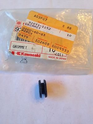 KAWASAKI GROMMET KAF300/540/620/950, JH,JT,ZR 92071-1152 NOS! | eBay
