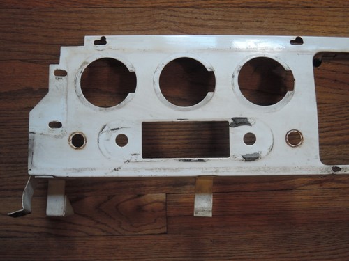 Alfa Romeo DUETTO Used Original Right Side DASHBOARD PANEL Straight Top Edge - Picture 2 of 17
