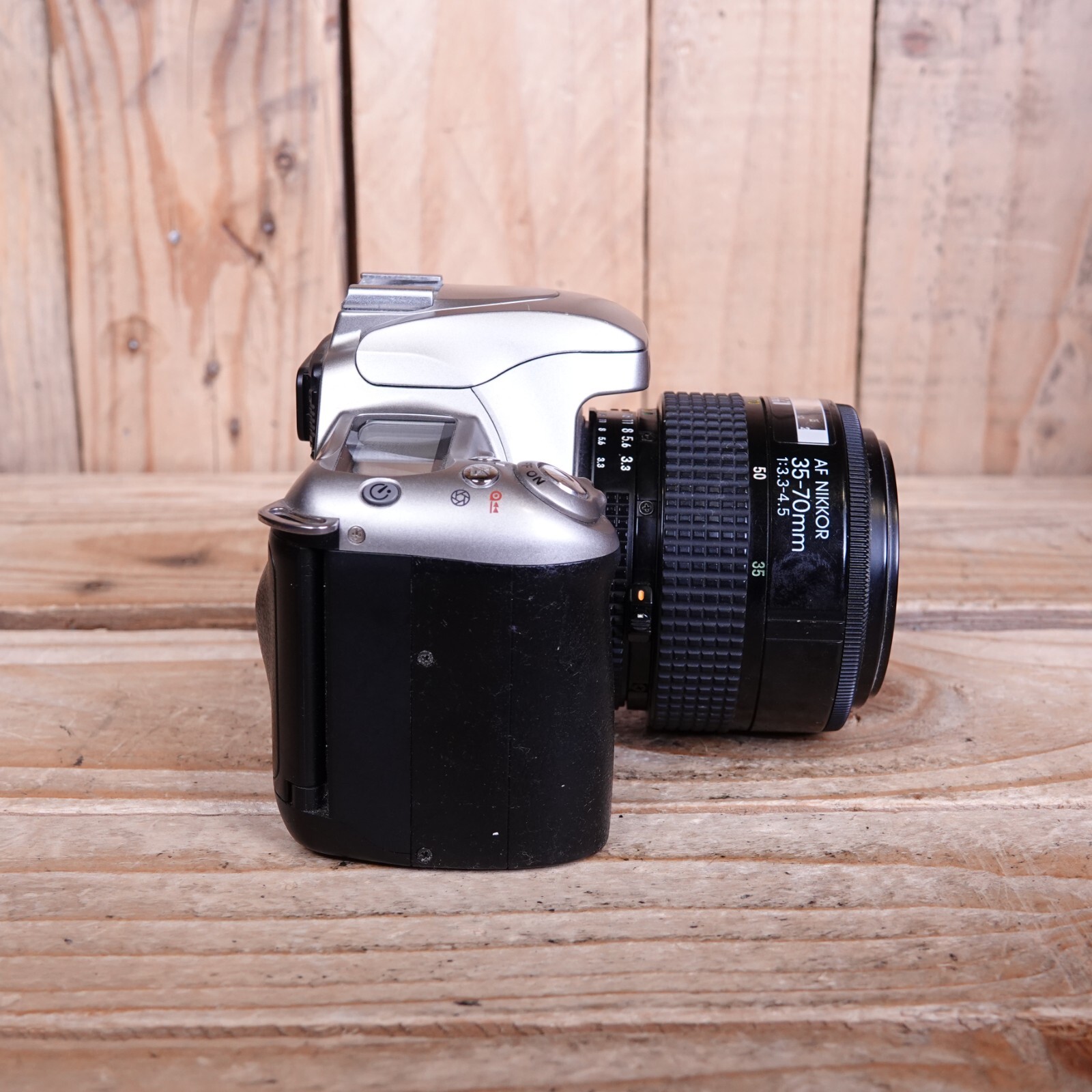 Nikon F55 35mm SLR Film Camera w/ Nikkor 3570mm f3.34.5 Lens See