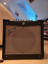 Verstärker Gitarre Fender Mustang 2