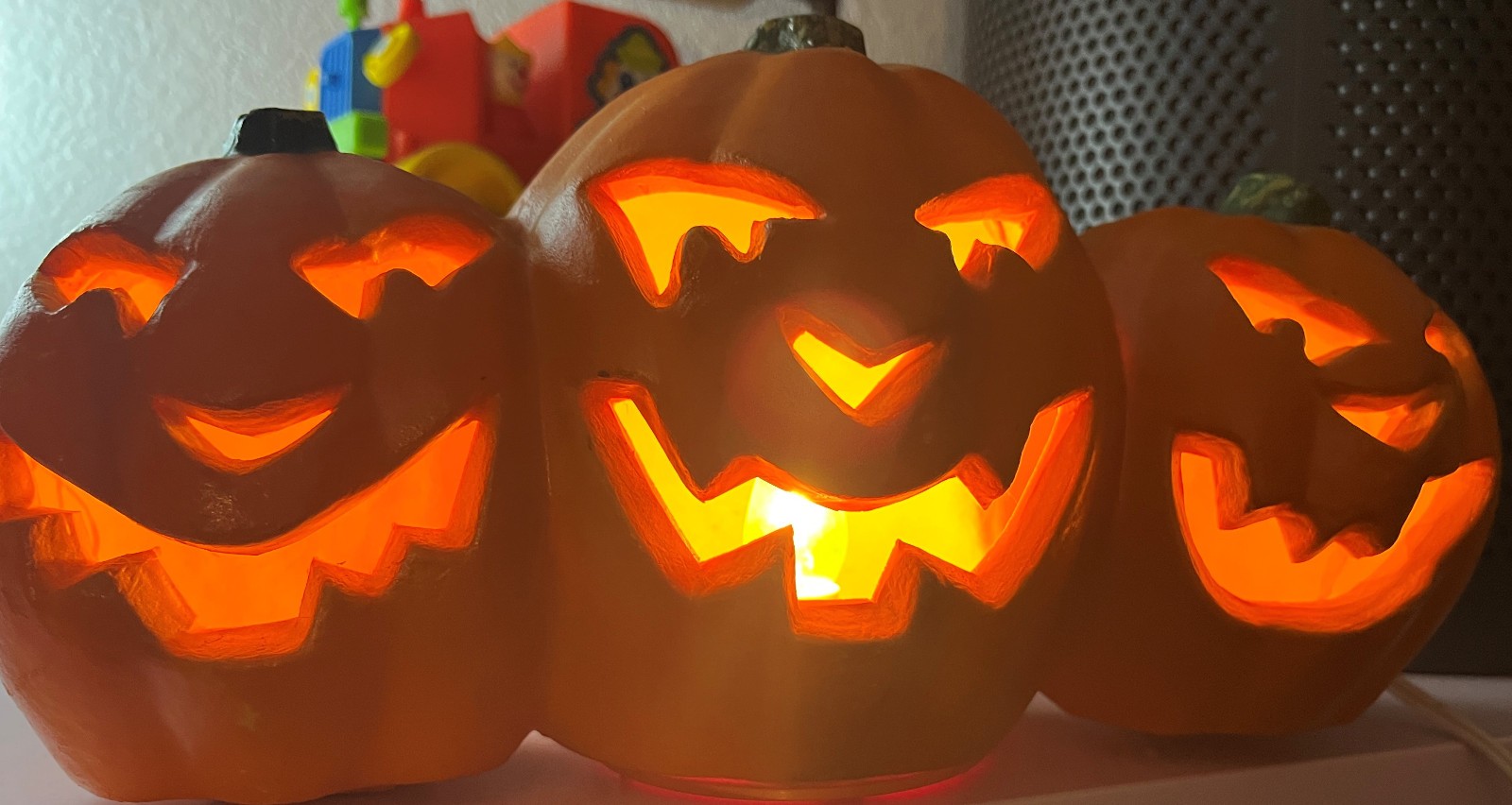 Vintage Halloween JackOLantern Light The Paper Magic Group 3 Pumpkin Heads 1999