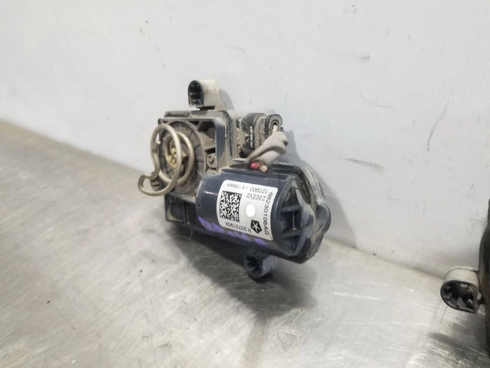 Juego de actuadores silenciadores Dodge Challenger R/T 2018 18 5,7 L 68239269ag Foto 4 de 4