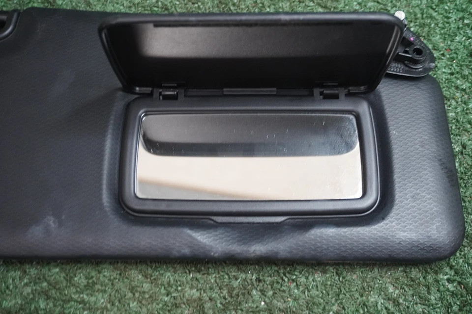 Toyota Scion FR-S 2016 parasol OEM SU003-03148 Foto 2 de 4