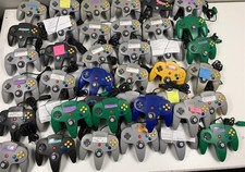 Lot of 40 Nintendo 64 Controllers N64 OEM Bulk Parts Mostly Working Solid Colors