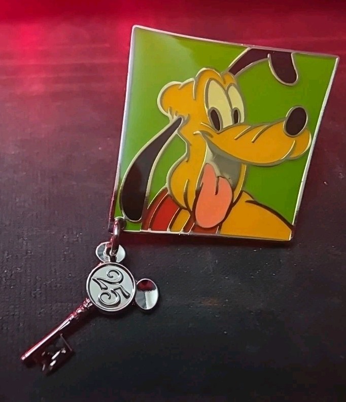 Tokyo Disney Pluto Pin key 25th anniversary Pluto's screen debut day 64366