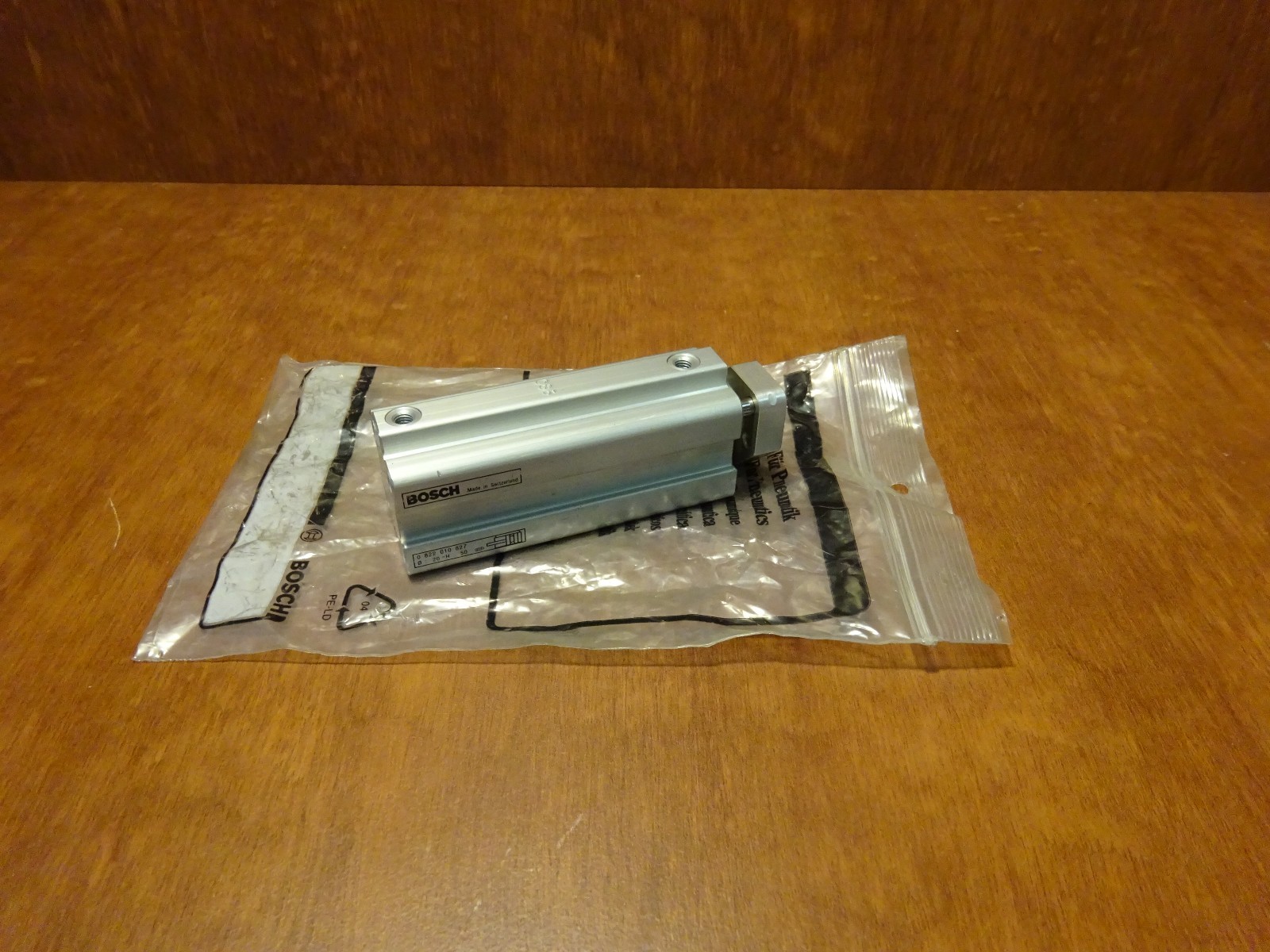 Bosch 20x50 pneumatic cylinder 0822010827