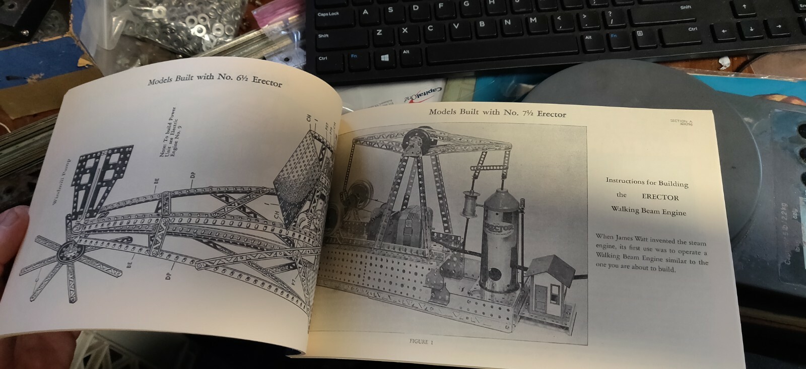 C1948 10 1/2  A.C. GILBERT ERECTOR SET DARK BLUE BOY MANUAL DESIRED BACK COVER